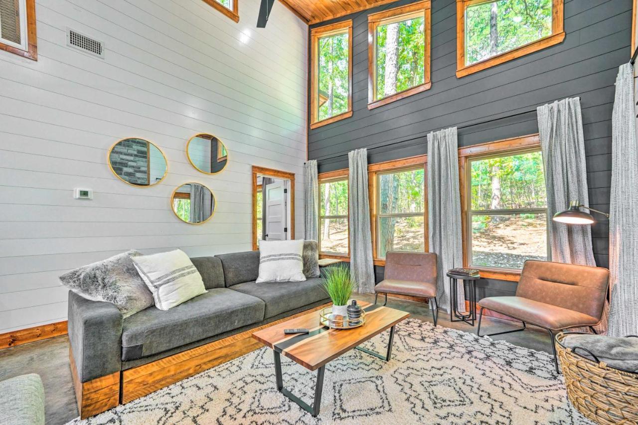 Chic Broken Bow Cabin With Hot Tub And Gas Grill! Ngoại thất bức ảnh