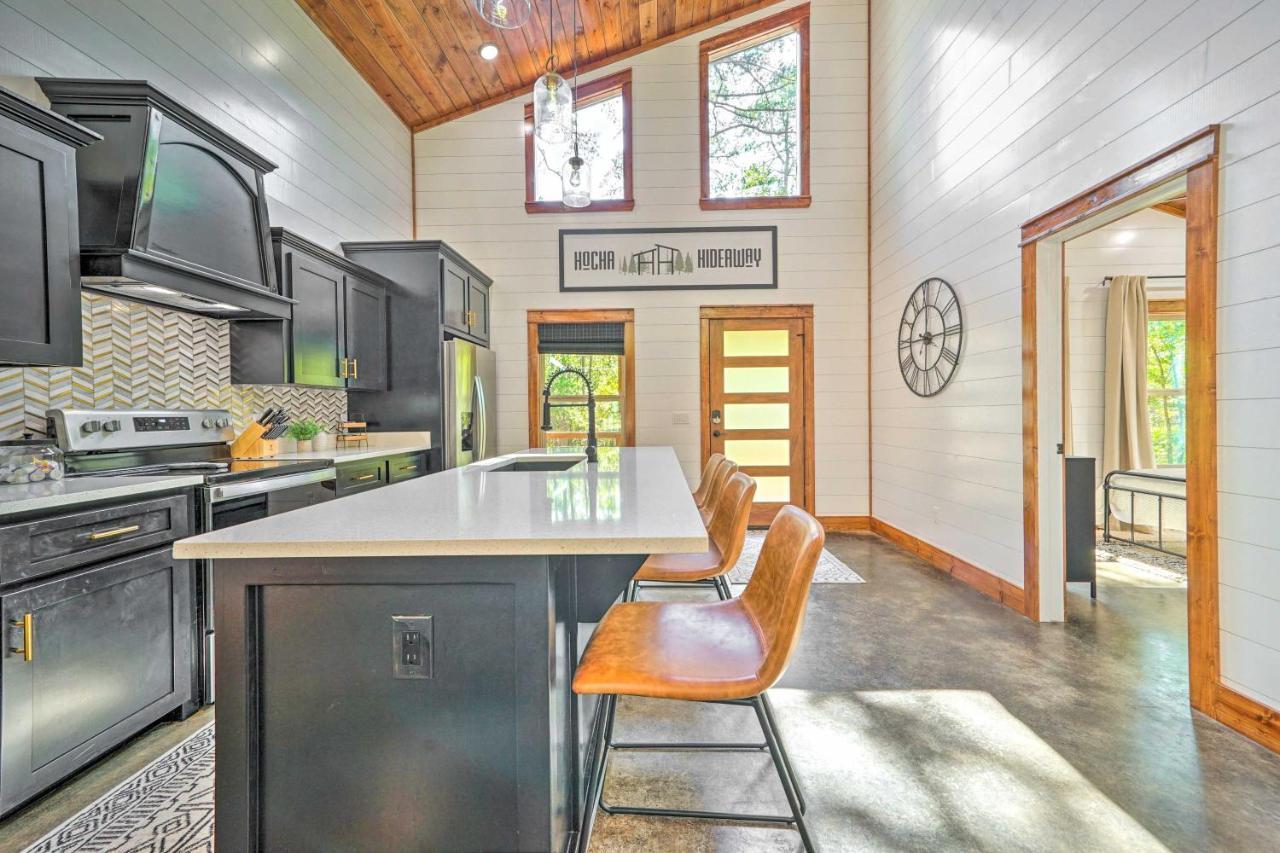 Chic Broken Bow Cabin With Hot Tub And Gas Grill! Ngoại thất bức ảnh