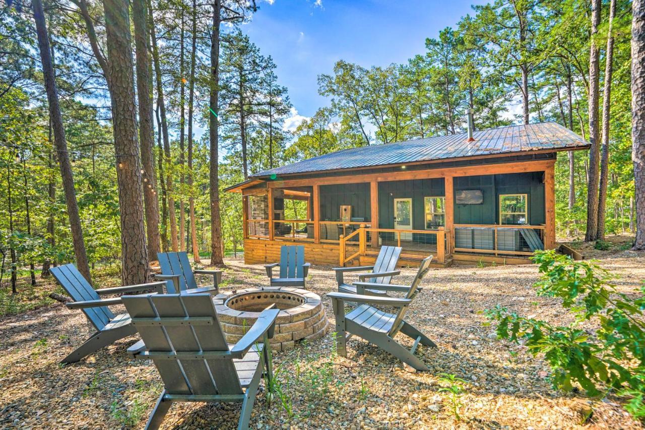 Chic Broken Bow Cabin With Hot Tub And Gas Grill! Ngoại thất bức ảnh