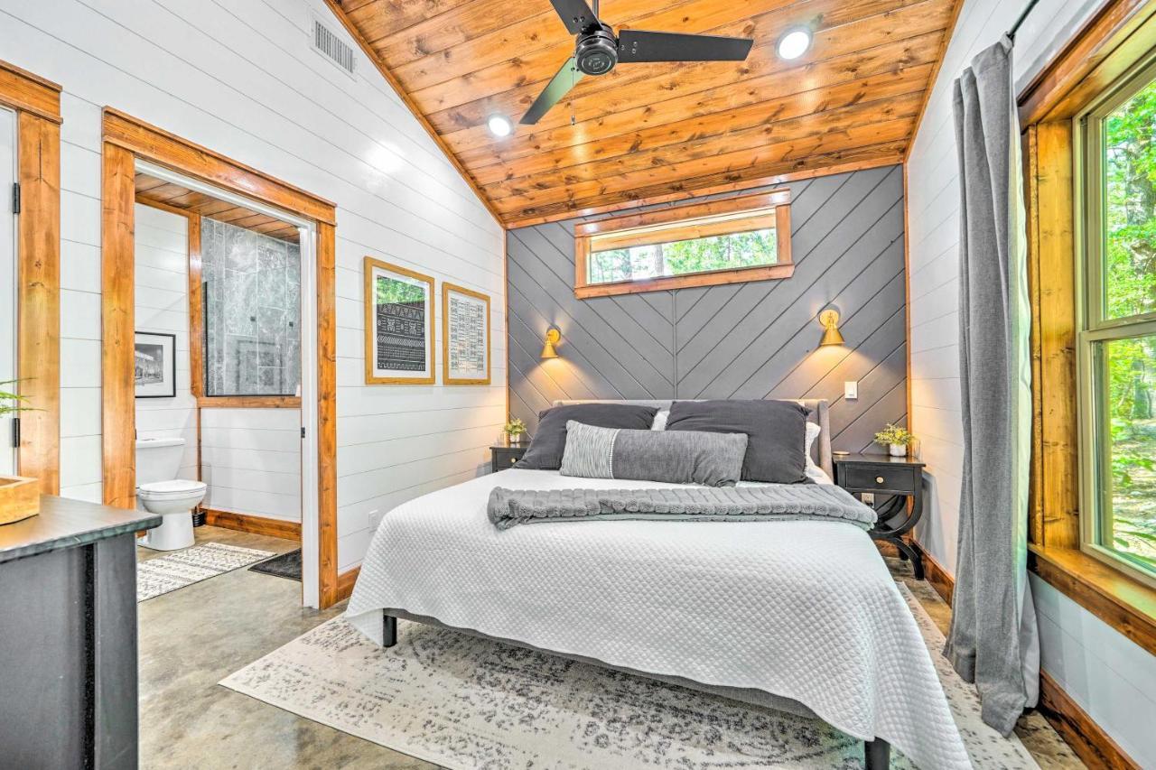 Chic Broken Bow Cabin With Hot Tub And Gas Grill! Ngoại thất bức ảnh