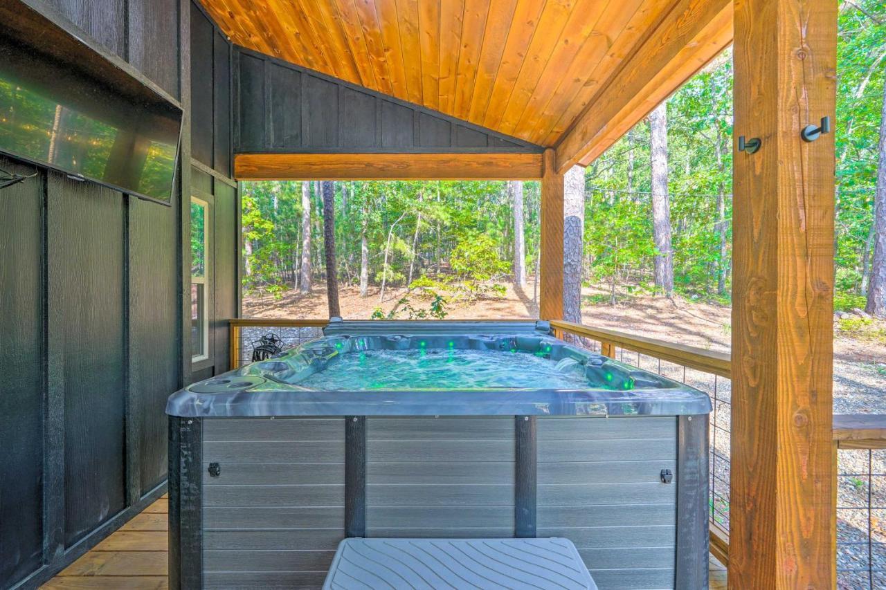 Chic Broken Bow Cabin With Hot Tub And Gas Grill! Ngoại thất bức ảnh
