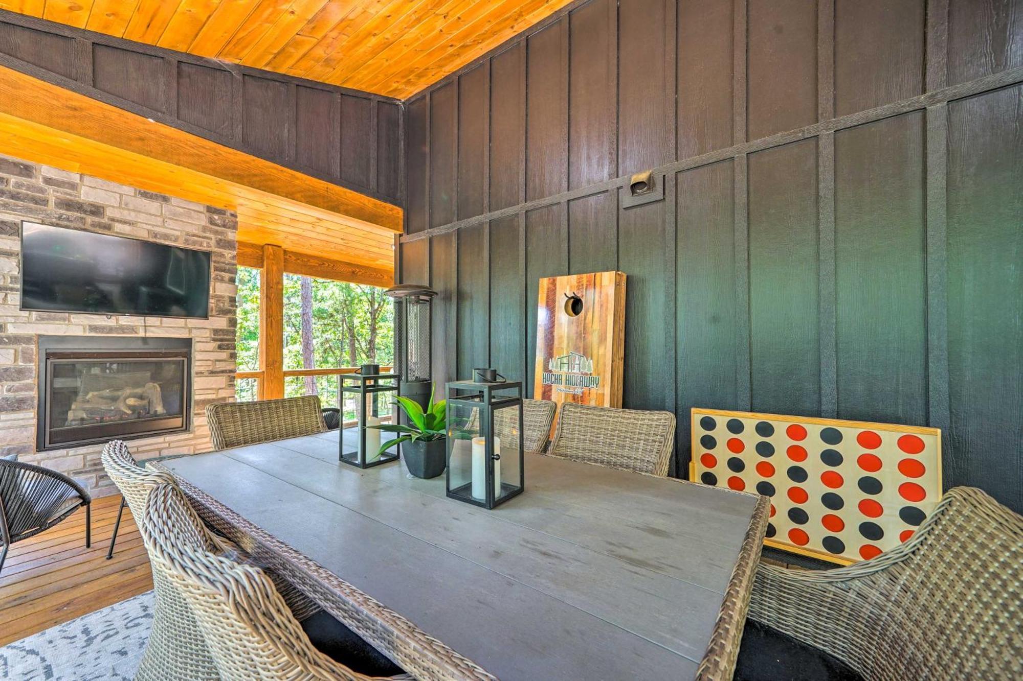 Chic Broken Bow Cabin With Hot Tub And Gas Grill! Ngoại thất bức ảnh